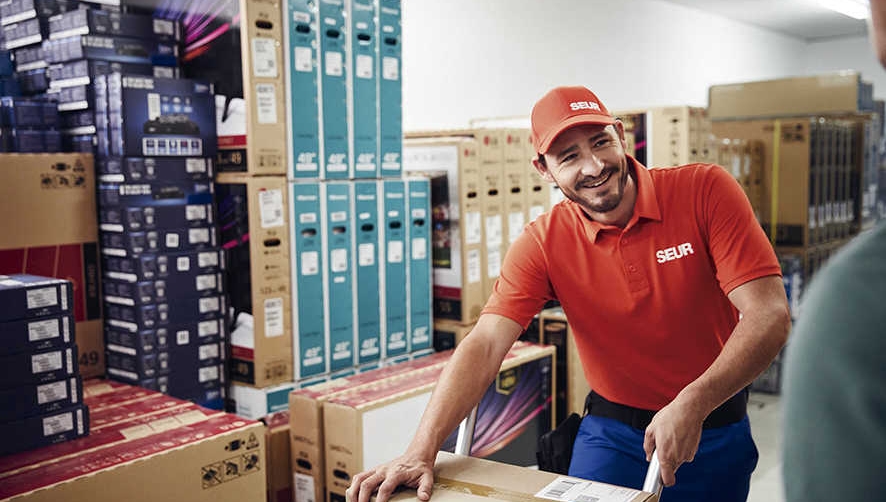 SEUR ampl&iacute;a su plantilla con m&aacute;s de 2.500 puestos de trabajo para el Black Friday, Navidad y Navidad