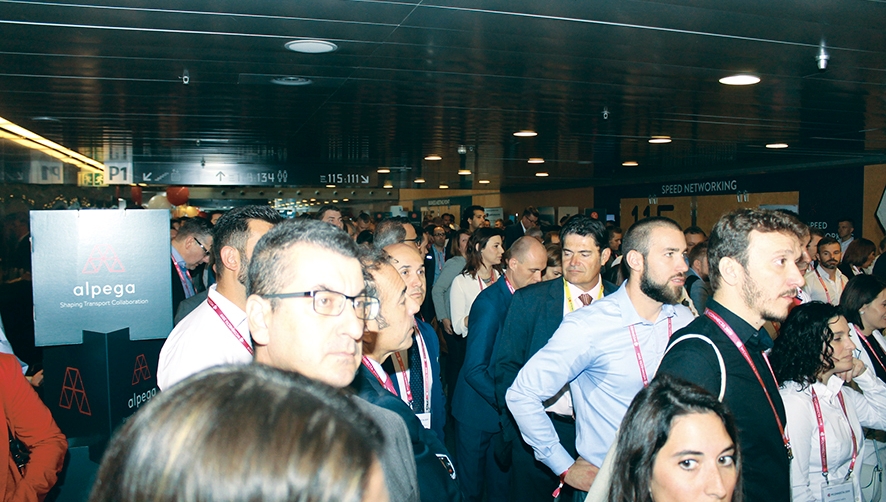 M&aacute;s de 700 profesionales inundan en Barcelona el networking de transporte del WConnecta