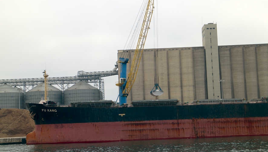 Los buques conectados a la red el&eacute;ctrica en puerto no pagar&aacute;n impuesto de electricidad