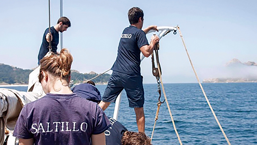El &ldquo;Saltillo&rdquo; es tripulado por alumnos de la Escuela T&eacute;cnica Superior de N&aacute;utica y M&aacute;quinas Navales de la UPV-EHU.