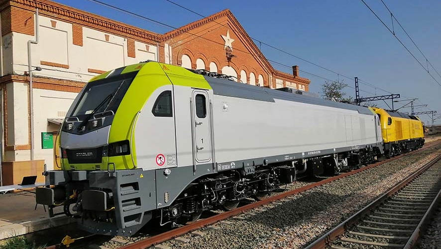 Captrain y Stadler Valencia inician las pruebas de las locomotoras el&eacute;ctricas EURO6000.