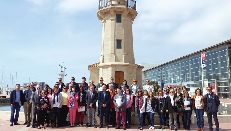 El puerto de Castell&oacute;n recibi&oacute; a 45 empresarios de Teruel interesados en conocer las oportunidades de operar en el recinto.