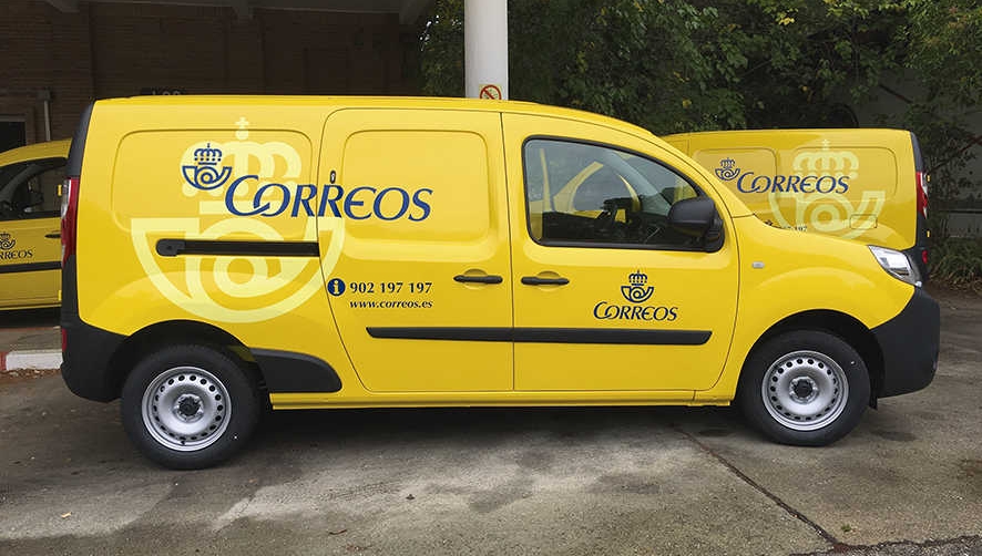 Los veh&iacute;culos suministrados, que ya se han fabricado cumpliendo la normativa Euro6, ir&aacute;n rotulados con los colores y el logo oficial de Correos.