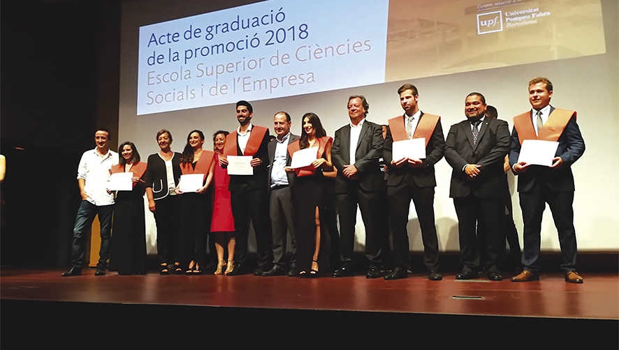 Momento del acto de graduaci&oacute;n de los estudiantes.
