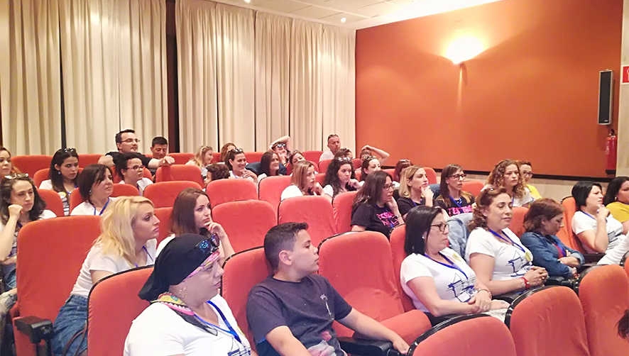 Estibadoras de 11 puertos espa&ntilde;oles reivindican su papel en la profesi&oacute;n