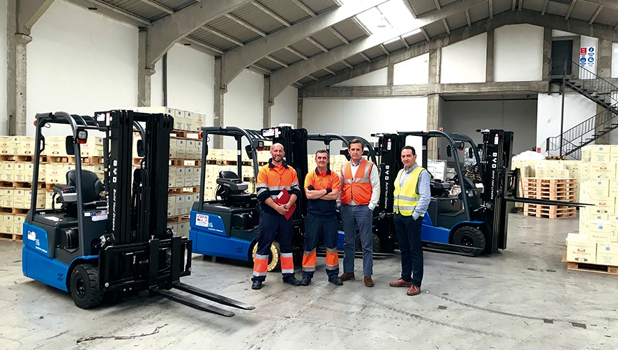 DALSE se equipa con carretillas el&eacute;ctricas BYD