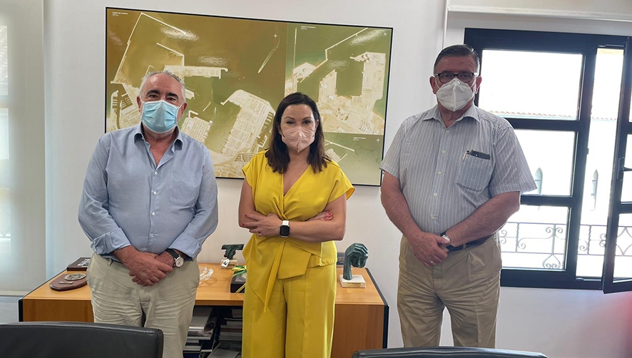 ASECAM y APV valoran el estado de los proyectos a ejecutar en el Puerto de Sagunto