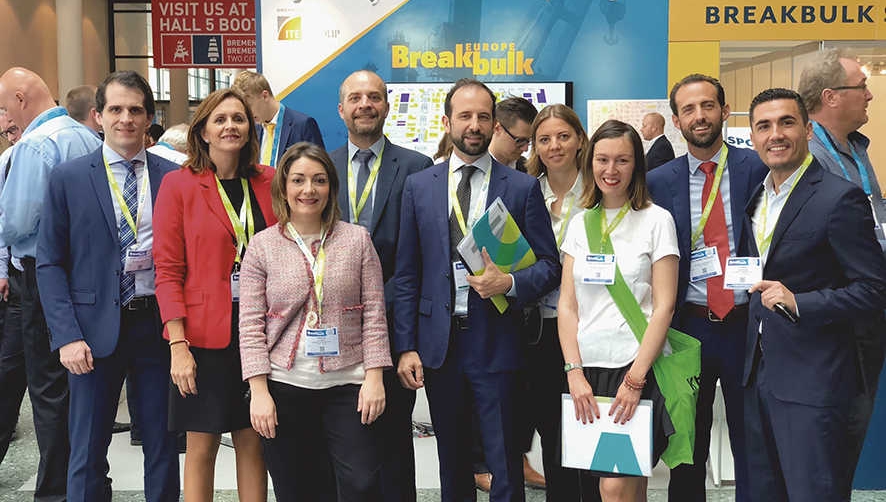 En la imagen, desde la izquierda: Juan Campos, Beatriz Alvarado, Paula Alonso Lamas, David Puga Gonz&aacute;lez, Xo&aacute;n Mart&iacute;nez Reboredo, Daniela Silvia, Beatriz Costa Landeira, Roi G&oacute;mez V&aacute;zquez, Secundino Rodr&iacute;guez.
