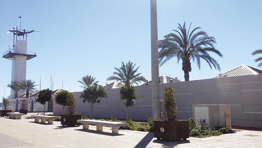 PortCastell&oacute; refuerza el valor tur&iacute;stico del muelle de Costa