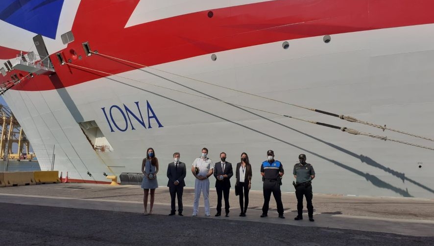 El crucero &quot;Iona&quot; escala por primera vez en el Port de Barcelona