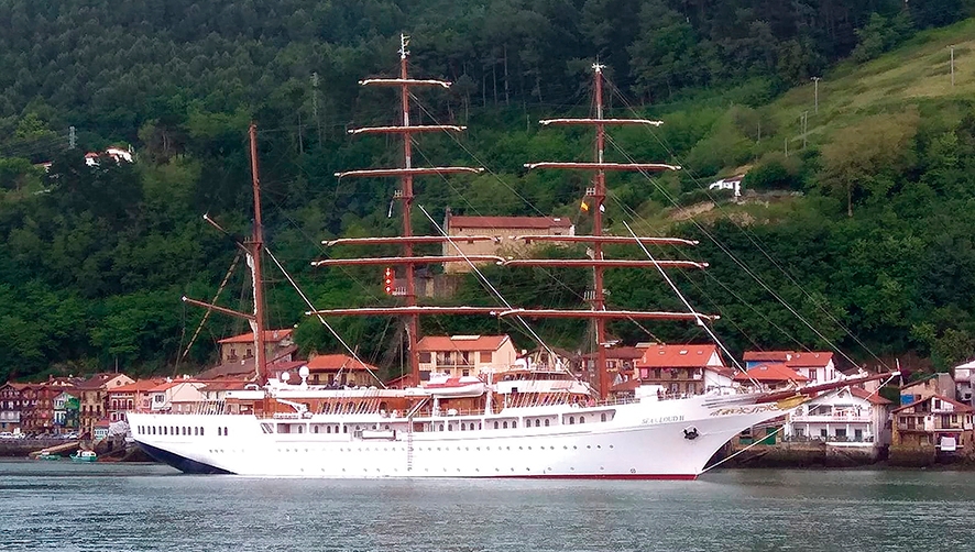 El &ldquo;Sea Cloud II&rdquo; abre la temporada de cruceros en el Puerto de Pasaia
