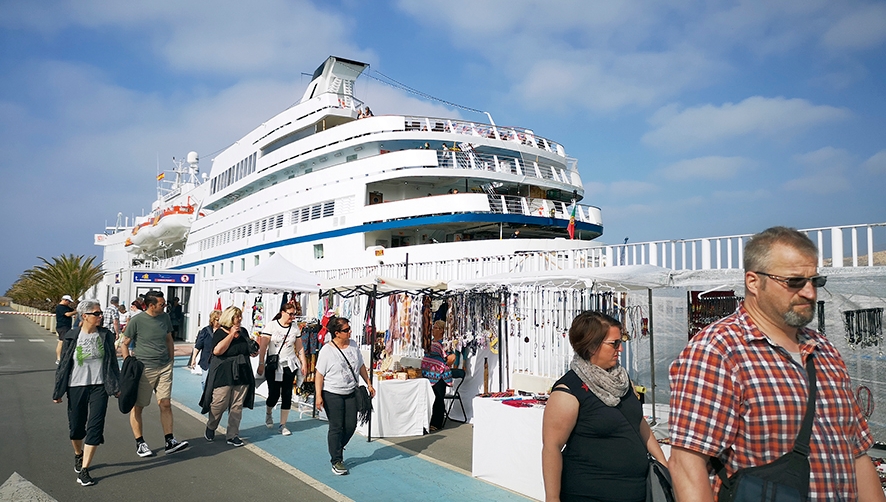 El Puerto de Almer&iacute;a recibe al crucero &ldquo;Ocean Majesty&rdquo; con 623 pasajeros a bordo