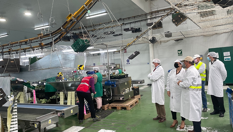 La AP de Cartagena afianza su relaci&oacute;n comercial con la cooperativa Alimer