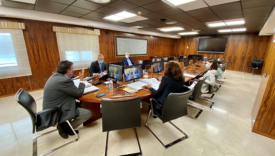 La AP de Las Palmas aprueba desmantelar 31 embarcaciones abandonadas en sus d&aacute;rsenas
