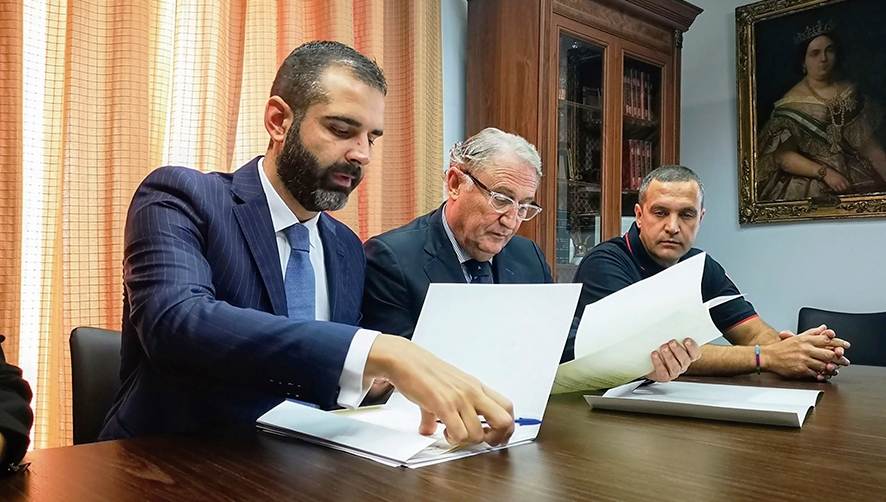 La AP de Almer&iacute;a licita la compra de un cami&oacute;n de bomberos
