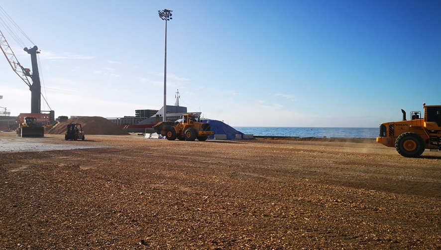 El Puerto de Almer&iacute;a increment&oacute; un 1.400% la exportaci&oacute;n de maderas en 2020