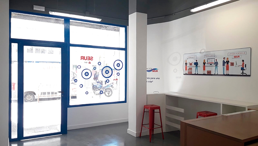 SEUR inaugura un nuevo hub urbano en el centro de Sevilla