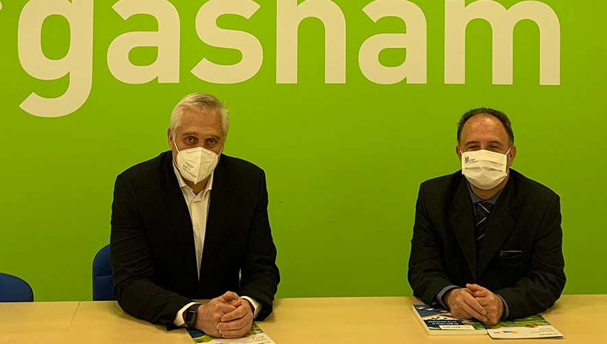 Francisco López, presidente de Gasnam, y Emilio Nieto, director del Centro Nacional del Hidrógeno.