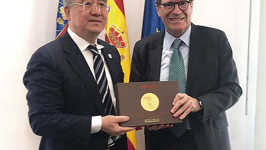 Valenciaport y COSCO constatan el inter&eacute;s com&uacute;n por seguir desarrollando su relaci&oacute;n