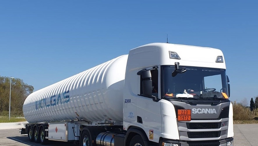 Molg&aacute;s Energ&iacute;a ampl&iacute;a su flota con 5 Scania GNL