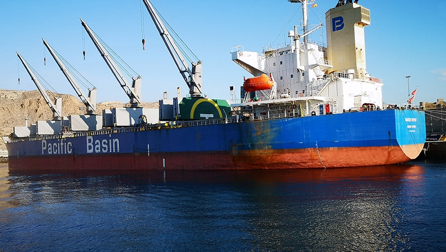 El tr&aacute;fico de mercanc&iacute;as en los puertos de Almer&iacute;a crece un 15% en octubre