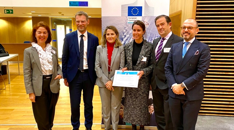El Máster en Derecho Aduanero de la Cátedra Fundación Aduanera-URV recibe el certificado de calidad de la Uni&oacute;n Europea