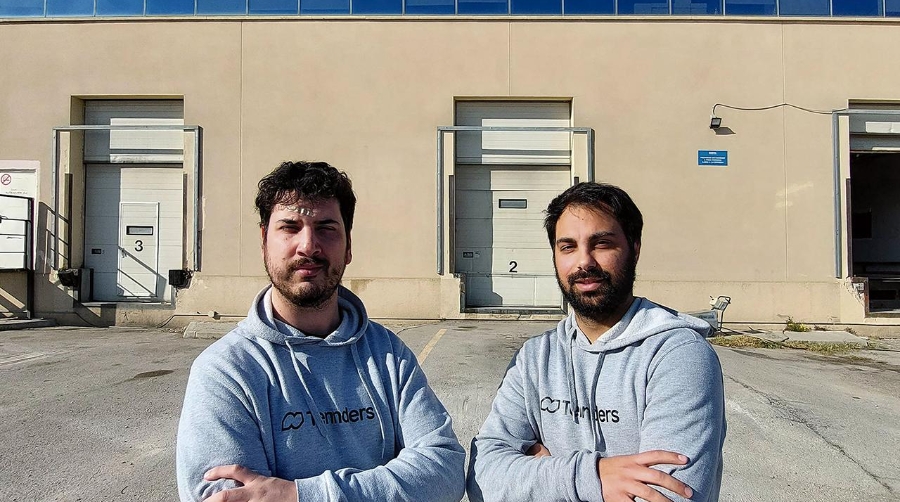 El COO y co fundador de Tennders, Adrià Pérez junto al director de Europa Occidental, Cristian Lobato.