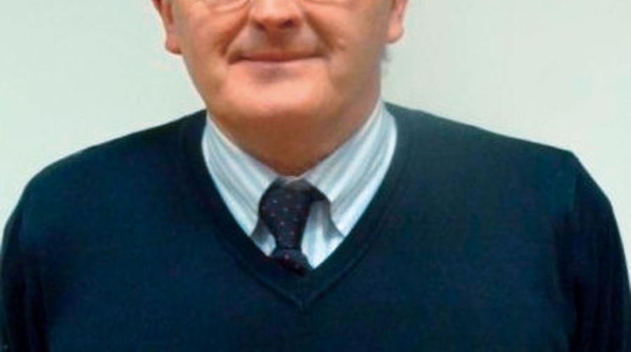 Ricardo Pe&ntilde;a, presidente de la Autoridad Portuaria de Pasaia:"Nuestro reto es establecer los servicios mar&iacute;timos que necesitan las empresas del hinterland"