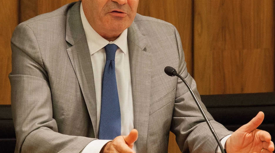 La libertad tarifaria refuerza la capacidad de competir pero cuestiona el inter&eacute;s general