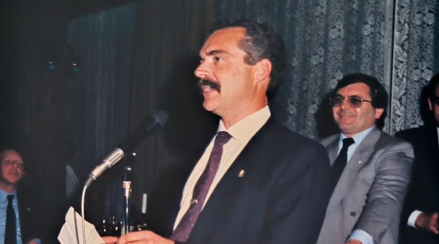 Luis Rosa en una Cena del Transitario en la década de los años 90