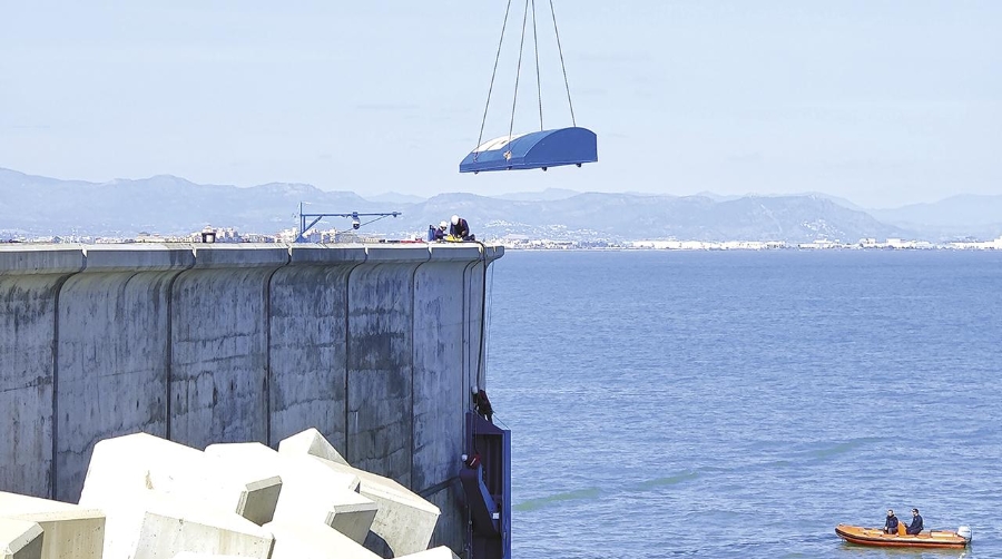 El Ayuntamiento de Valencia instala el dispositivo del Proyecto WEC para generar energía a través de las olas del mar