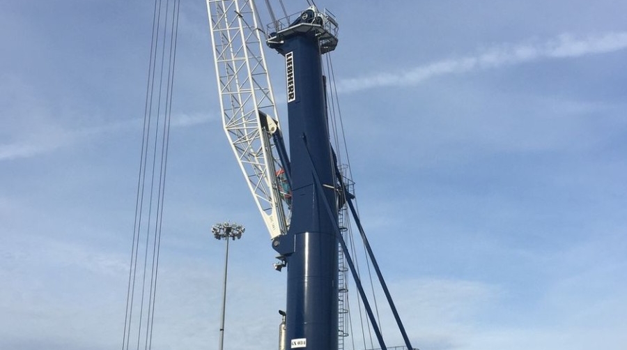 Berg&eacute; Mar&iacute;tima Bilbao refuerza su capacidad operativa con una nueva gr&uacute;a m&oacute;vil Liebherr