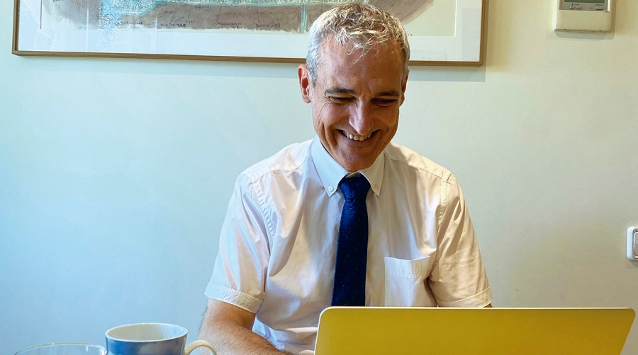 Tarragona defiende la competitividad de situar al cargador en el centro del puerto