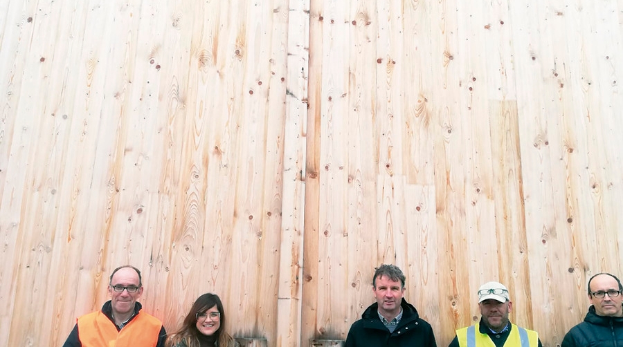 La Asociaci&oacute;n de Empresarios de la Madera de Navarra ve oportunidades en el Puerto de Baiona