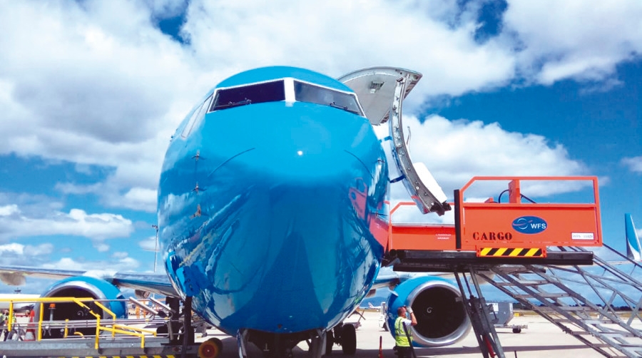El transporte a&eacute;reo escala en su compromiso sostenible