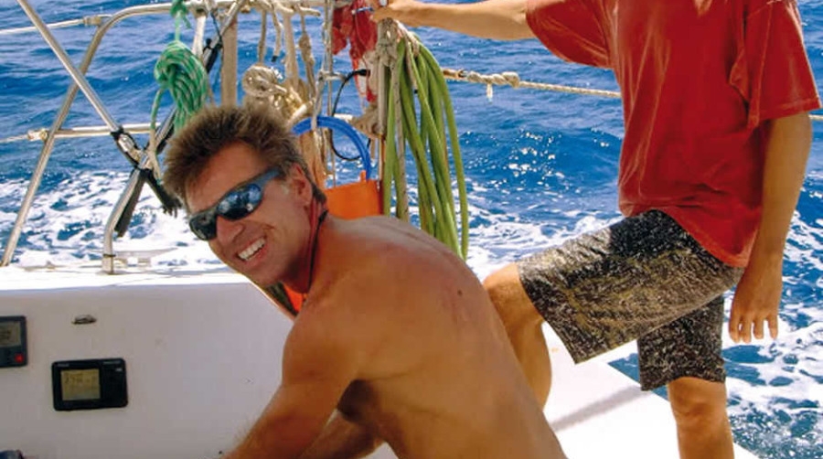 La "Aventura Oce&aacute;nica", de Enrique Fenollosa, cruza el Cabo de Buena Esperanza&nbsp;