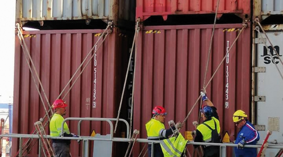 Los estibadores del Puerto de Barcelona donan sus retribuciones vinculadas a la carga y descarga de material m&eacute;dico a la lucha contra el Covid-19