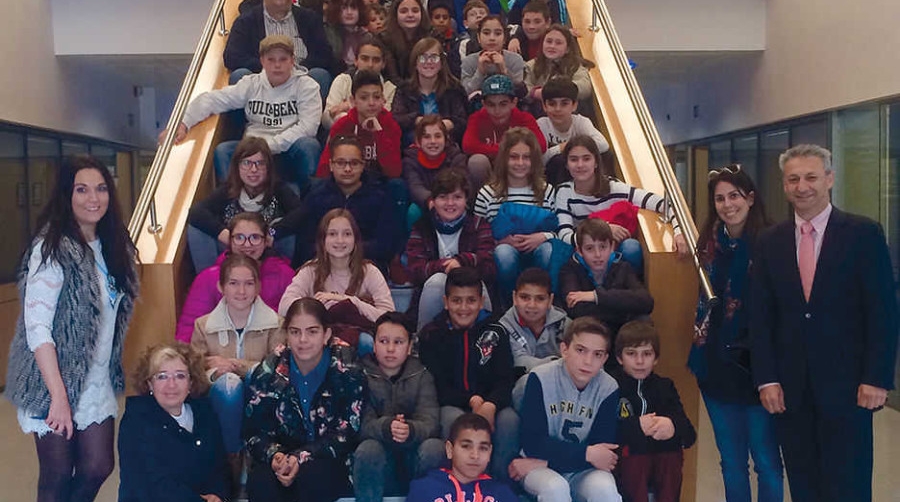 Alumnos del CEIP El Campanar visitan el puerto de Castell&oacute;n