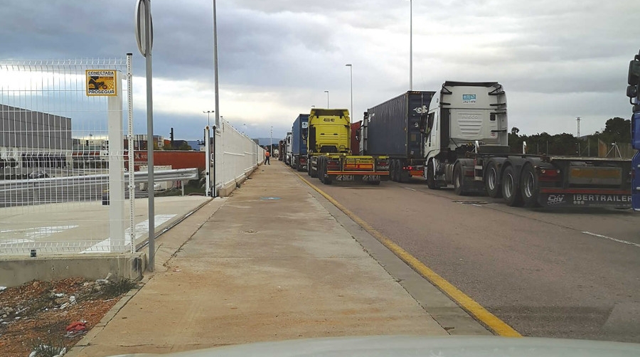 Transcont CV estudia las posibles medidas a adoptar ante el colapso en Riba-roja