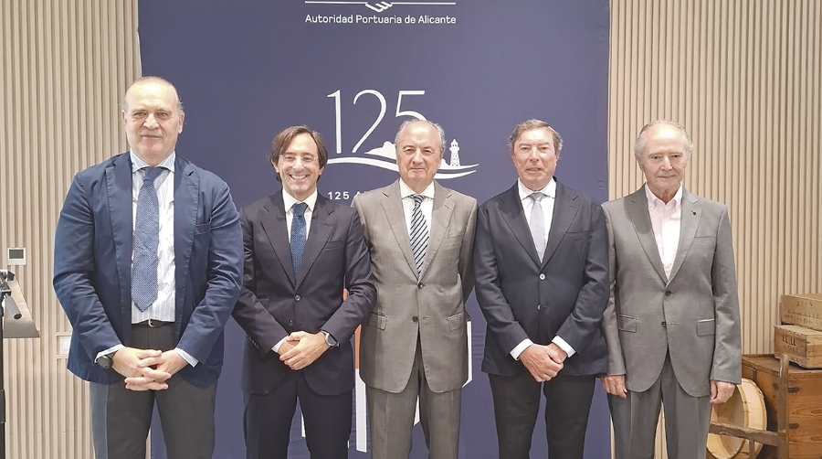La Autoridad Portuaria de Alicante abre su memoria a la ciudad con motivo de su 125 aniversario