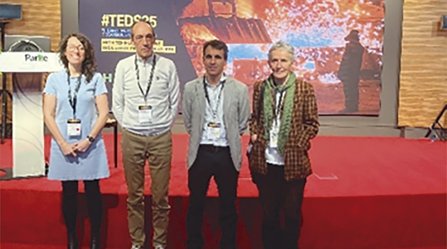 Beatriz Corral, responsable del Mercado de Clientes; Joxan Madinabeitia, Service Commercial del Puerto de Baiona; Daniel Bielsa CIC ENERGIGUNE y Elena Palomo, directora de Energía Térmica