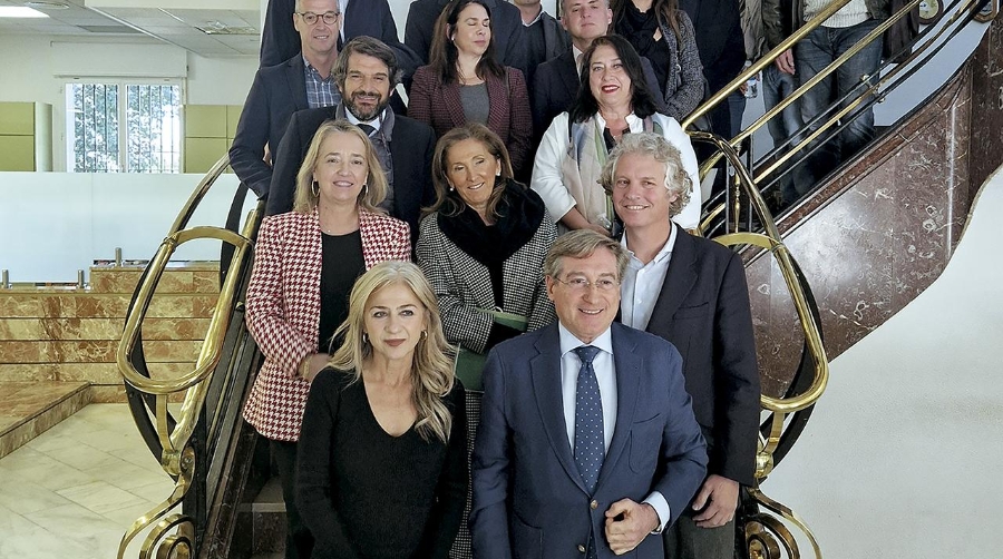 Puerto de Sevilla y Junta de Andalucía avanzan con las empresas en la especialización de la FP Dual