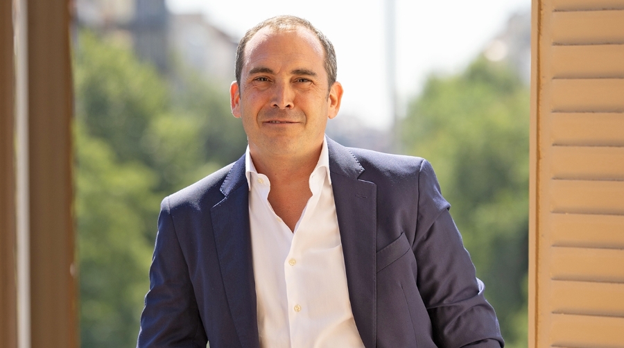 Carlos Cuevas.