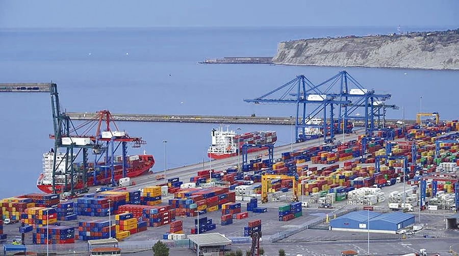 El Puert de Bilbao esboza un enfoque integral para convertirse en un puerto “verde, competitivo y responsable”.