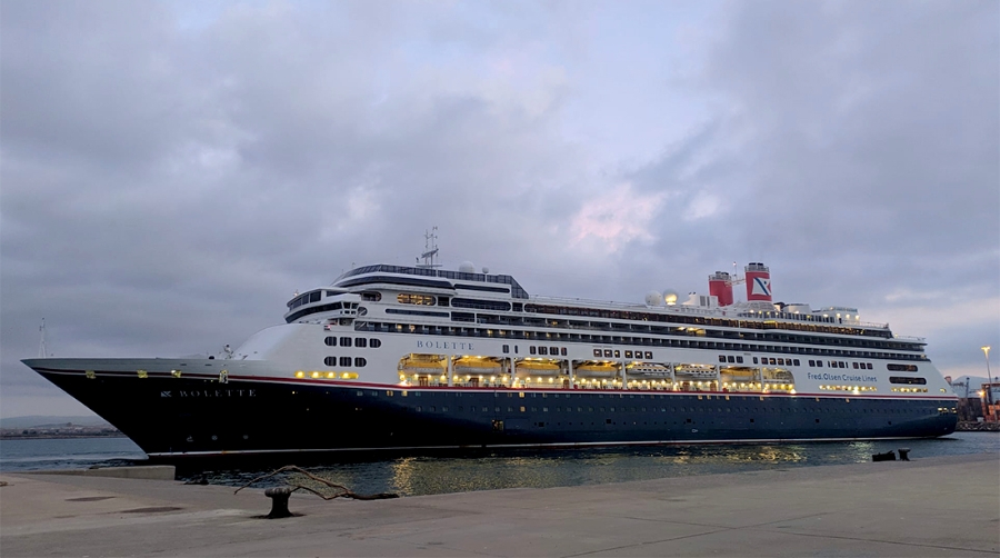 PortCastell&oacute; recibe el primer crucero tras la COVID