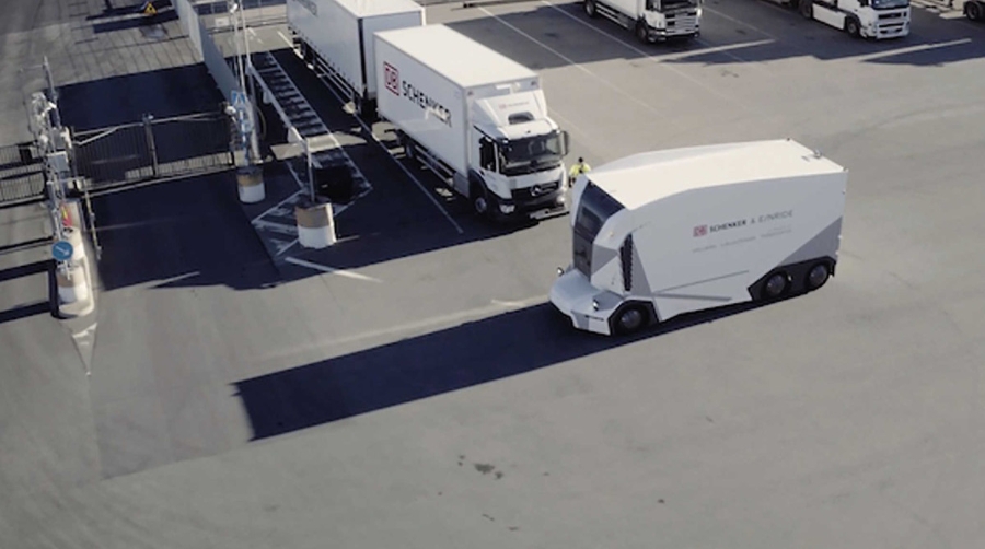 DB Schenker y Einride colaboran para lanzar la primera instalaci&oacute;n comercial de un T-pod