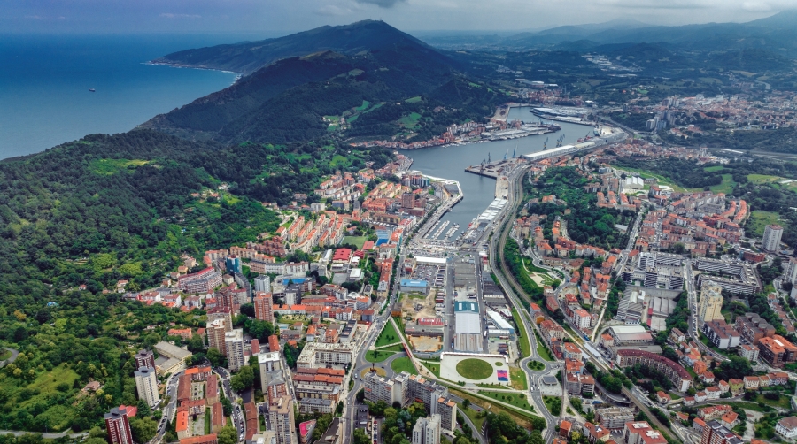 Pasaia ocupa el puesto 23 entre las 28 autoridades portuarias del sistema portuario de interés general en tráfico.