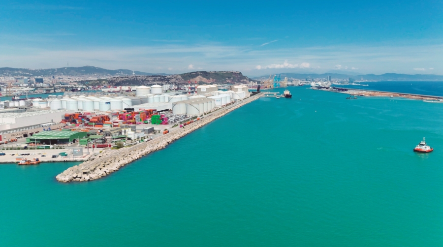 Port de Barcelona avanza en su proyecto para reforzarse como hub energético europeo