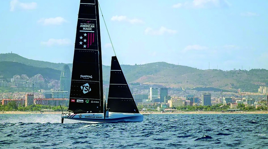 Originalmente denominada America’s Cup y con 174 años de historia, está considerado como el tercer evento deportivo con mayor impacto económico para el país anfitrión.