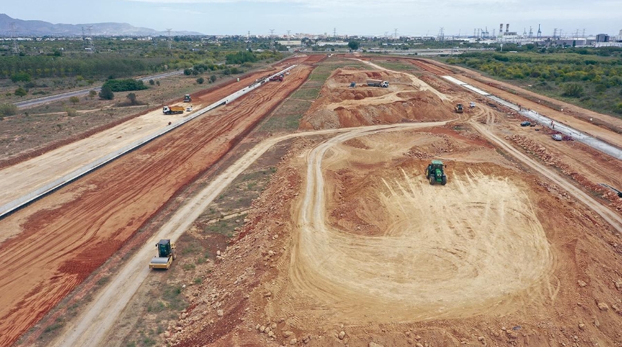 El plazo de ejecución de las obras es de 18 meses.